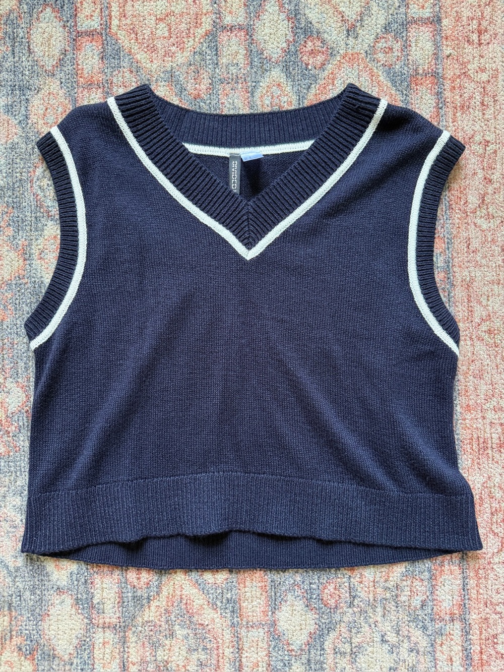 H&M Sweater Vest